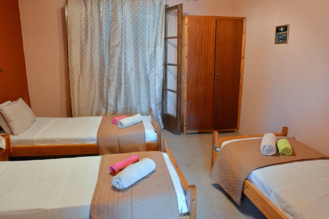 Issos Apartments Агиос Георгиос Екстериор снимка
