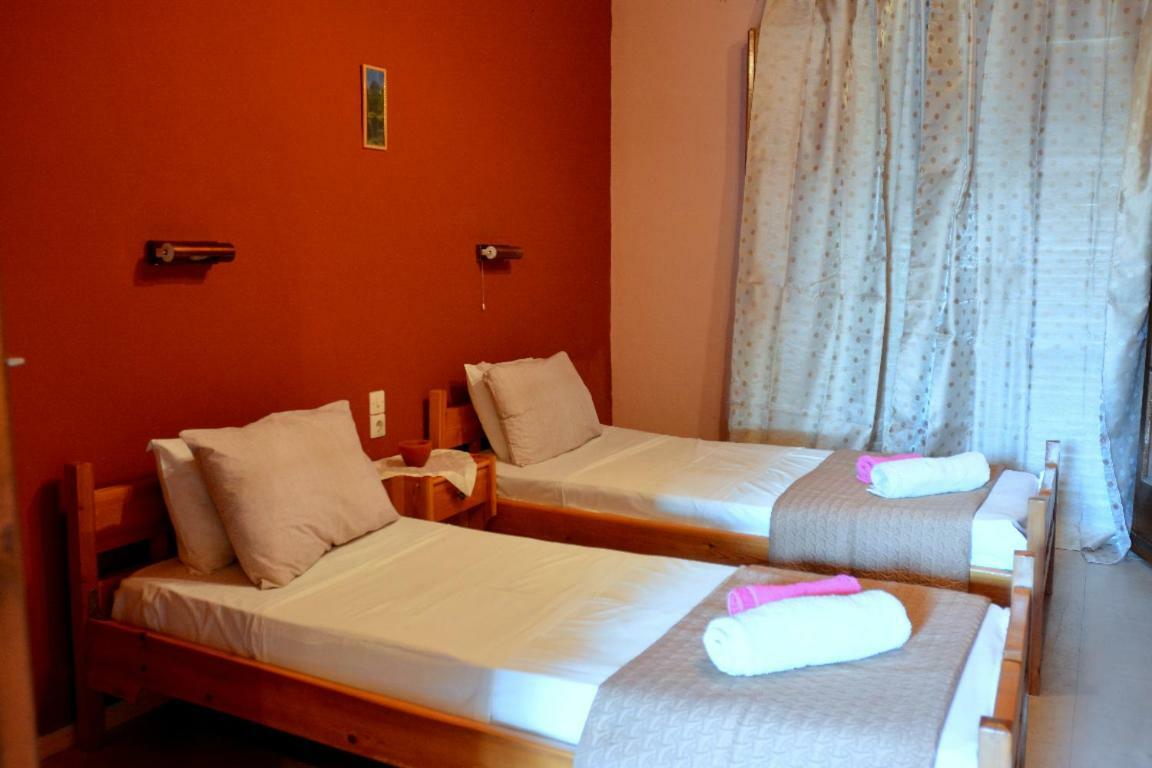 Issos Apartments Агиос Георгиос Екстериор снимка