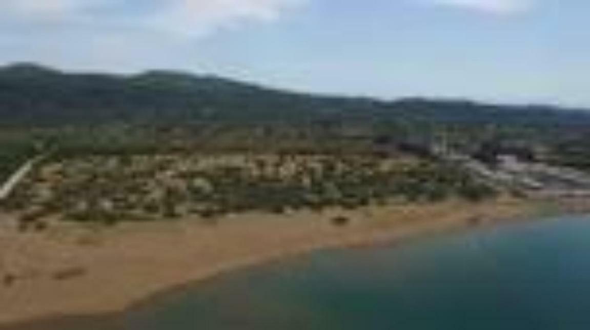 Issos Apartments Агиос Георгиос Екстериор снимка