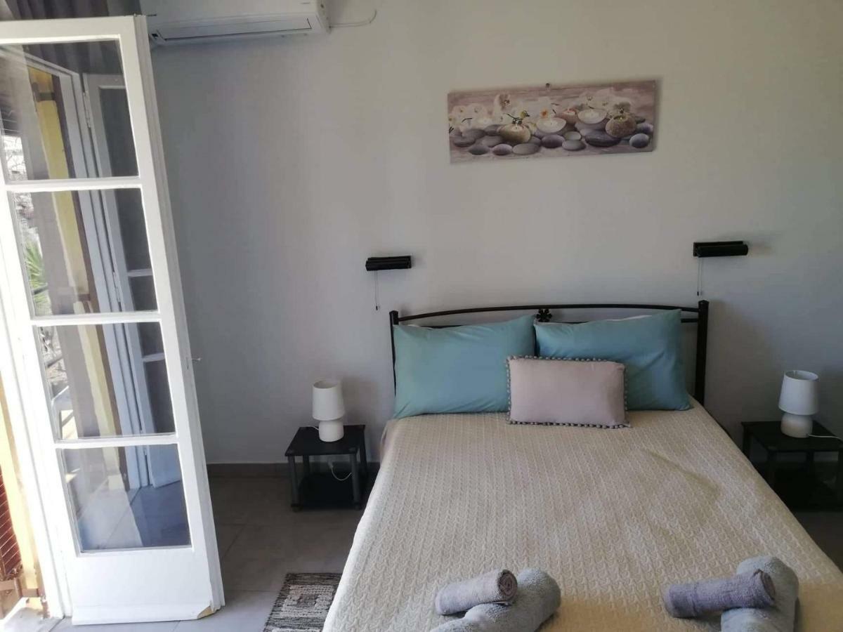 Issos Apartments Агиос Георгиос Екстериор снимка