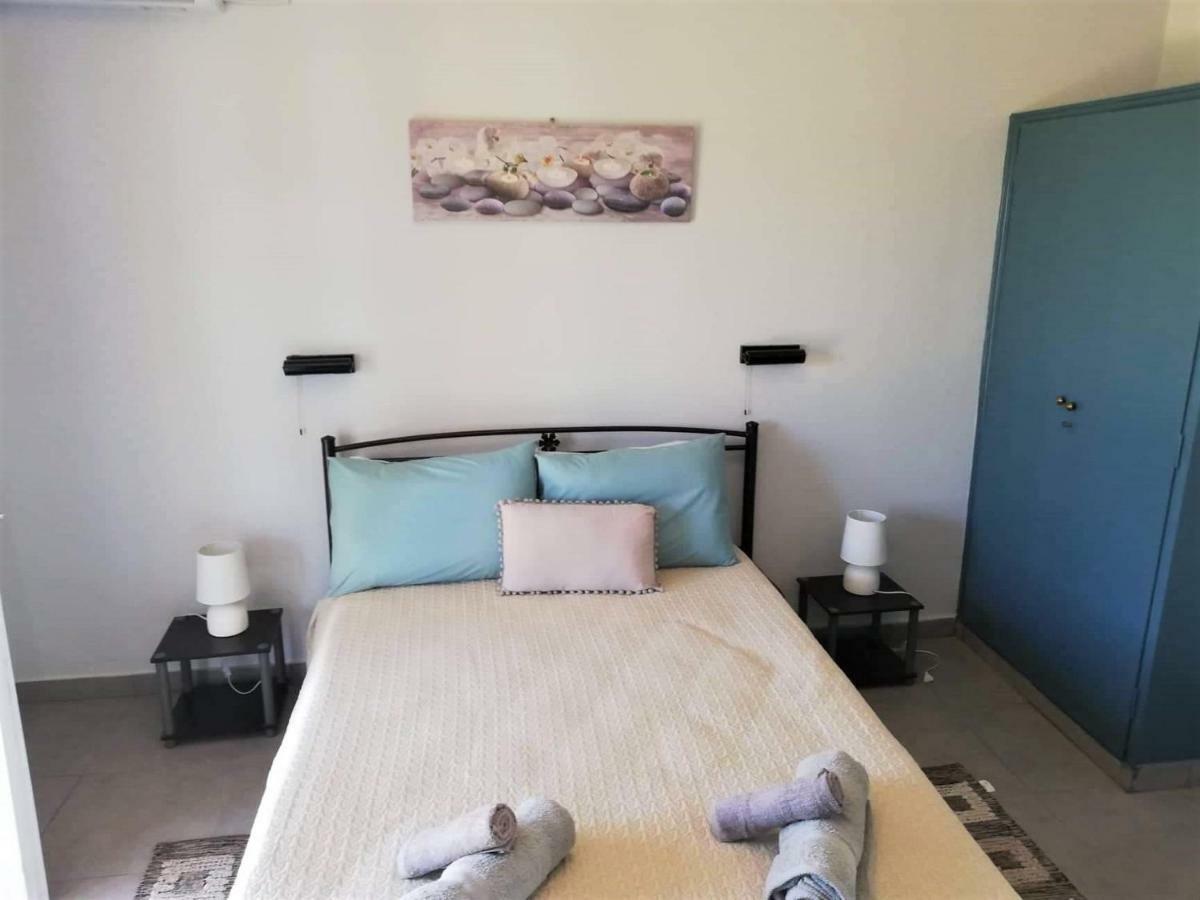 Issos Apartments Агиос Георгиос Екстериор снимка